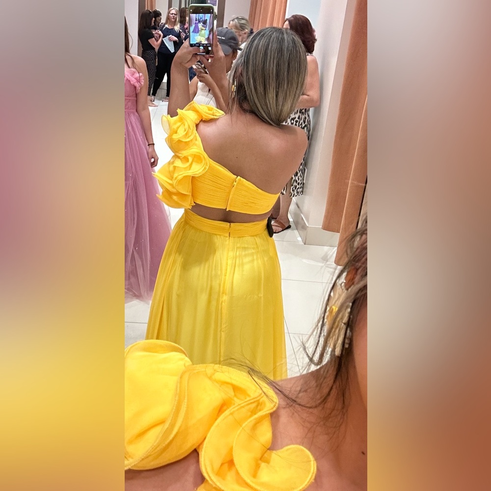 Mac Duggal Vibrant Yellow One-Shoulder Dress